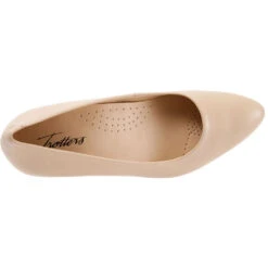 Trotters Kiera Heel Nude Leather (Women's) 10 Trotters Kiera Heel Nude Leather (Women's) -ECCO Sales Trot.Kie .4