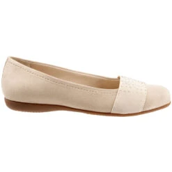 Trotters Samantha Nude Micro (Women's) 11 Trotters Samantha Nude Micro (Women's) -ECCO Sales nude 3 261286e0 b420 4de1 9ee8 66b06610408d
